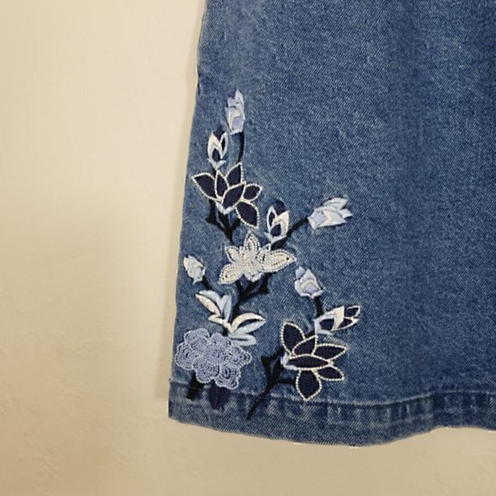 NWT Topshop Moto Embroidered Floral Denim Mini Skirts Blue Size 14 - Picture 2 of 10